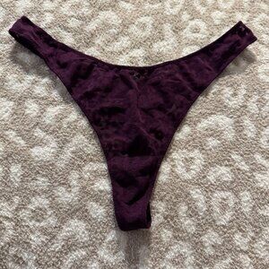 FENTY Lace Thong. Deep Plum. Size L/XL (No Tag)‎
